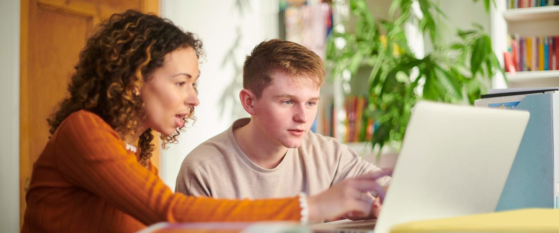 Online vs In-Person Tutoring Options: Finding the Right Fit for Your Engineering and Maths Studies